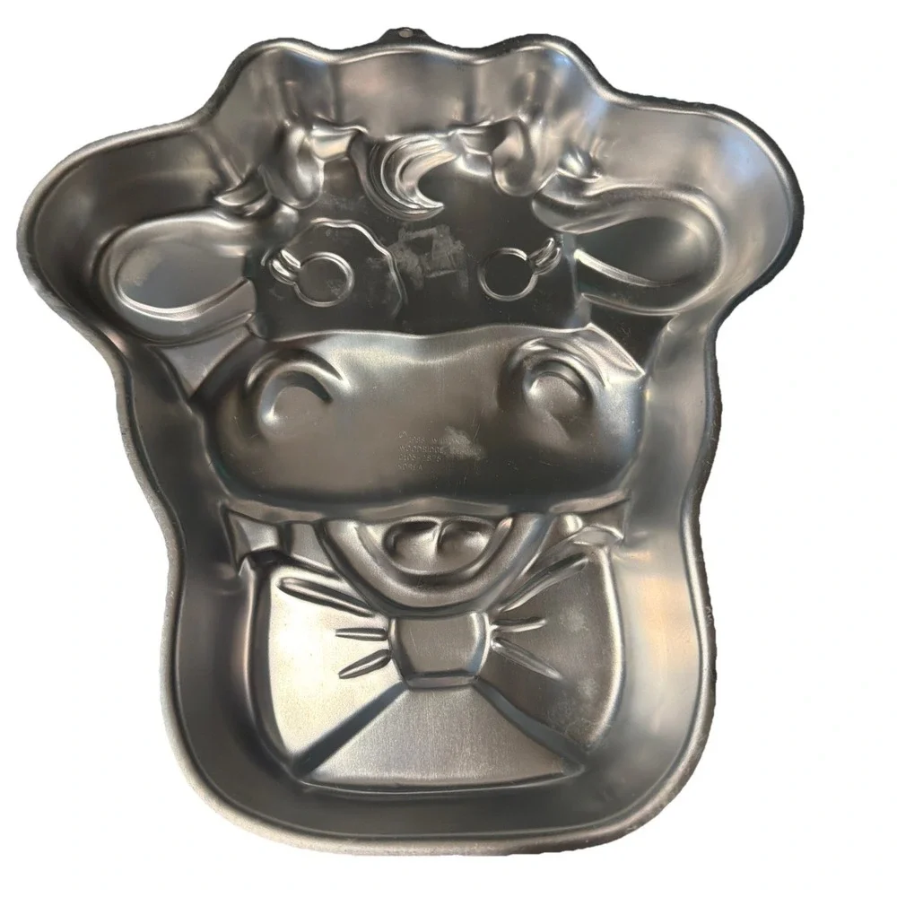 Vtg‎ 1988 Wilton Cuddles the Cow Face-Shaped Baking Cake Pan Mold Made In Korea